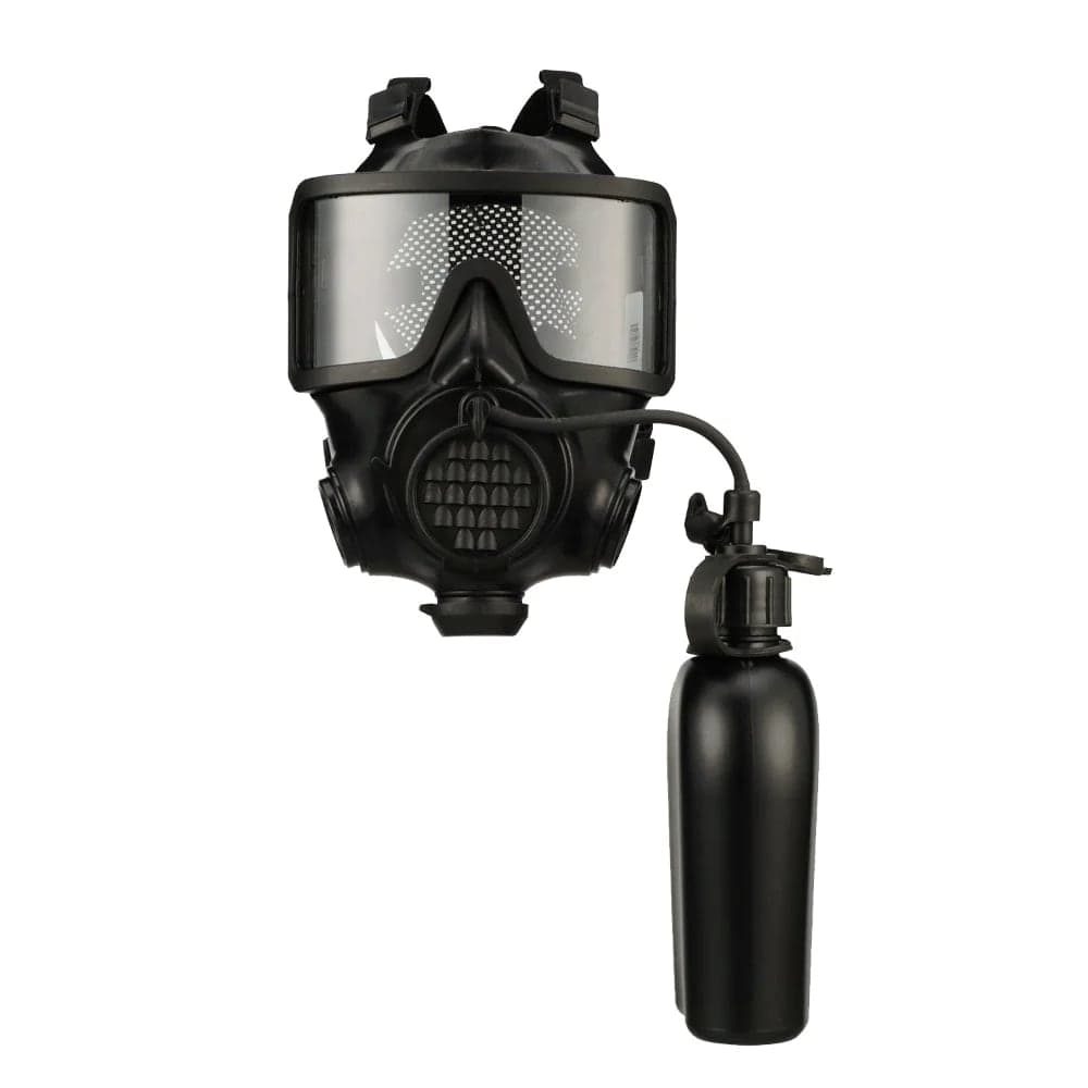 CM-8M connected to its canteen through the drinking tube